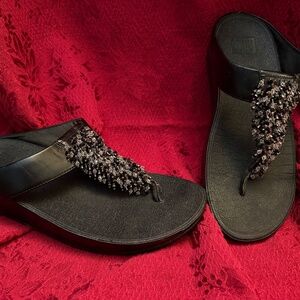 FitFlop Women's Rumba Black Beaded Toe-Post Thong Sandals *9*